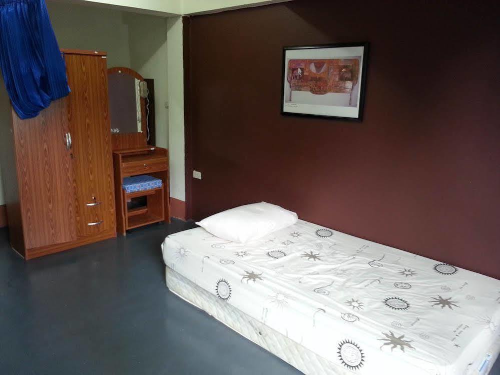 Pearl Beach Holiday Apartments Koh Chang Bagian luar foto